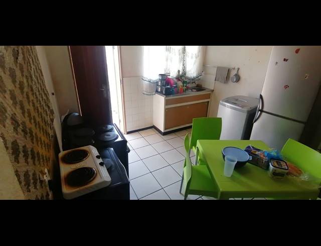 3 BEDROOM FLAT SOLD IN ELANDSHEUWEL